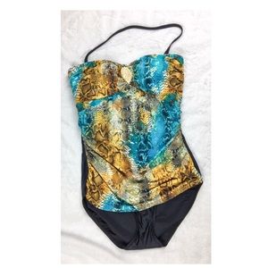 📬SOLD. FantaSizer Slimming Swimsuit One Piece 16